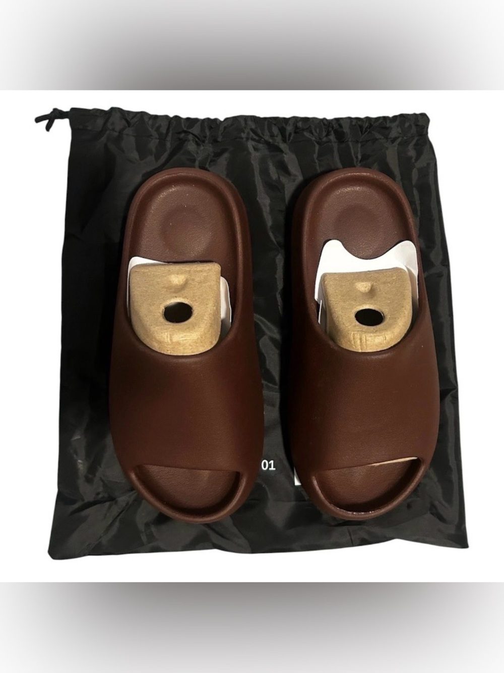 YZY YS-01 Fudge Slides Kanye West Men’s Size 4 New With Dust Bag Sandals Authen